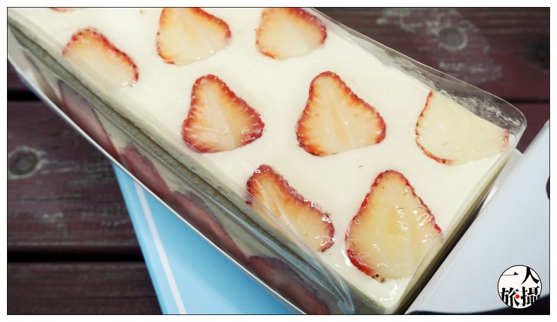 台北、團購美食|垂涎欲滴的草莓蛋糕「雲朵工坊」.季節限定草莓甜點